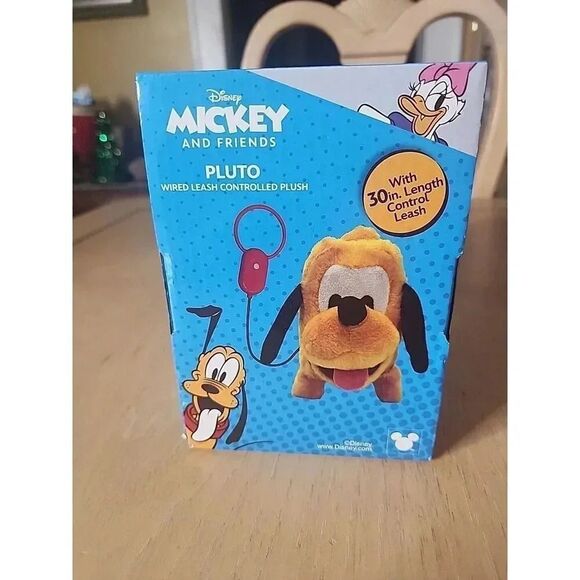 Disney Pluto wired  Leash Controlled Plush - Picture 3 of 5